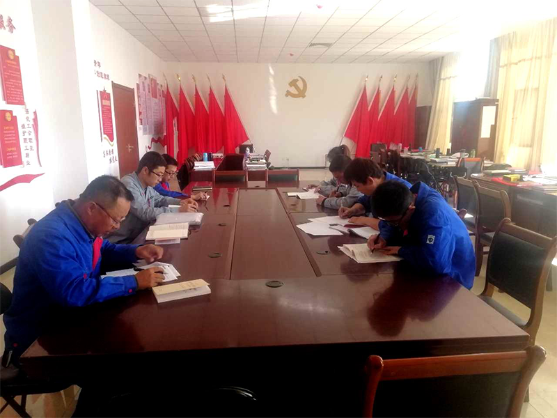 二、（二）加强党员、团员学习，补足“精神钙”，强化理想信念，坚定共产主义信仰.png